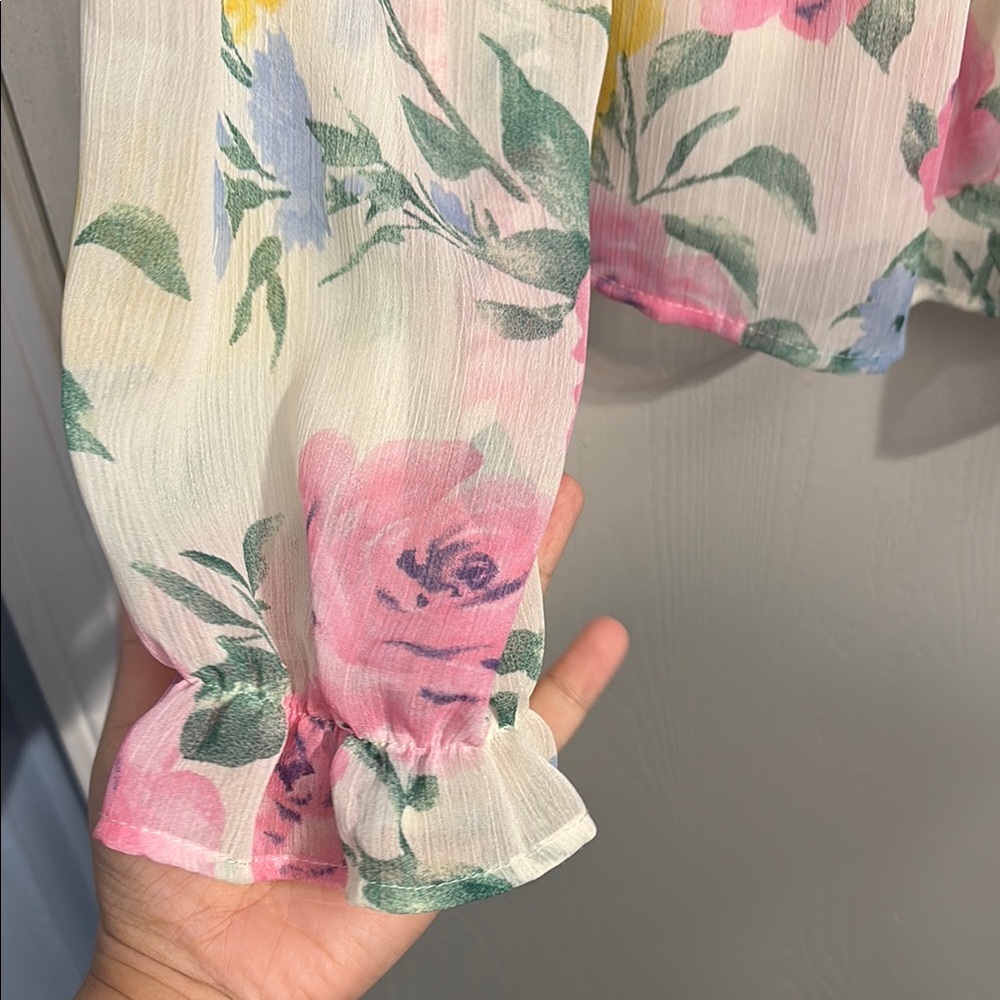 Forever 21 Floral Blouse with Pink and Yellow Roses - Picture 4 of 7
